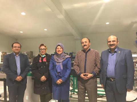 در کنار آقای مهندس مراد رزاقی اصل یکی از باسابقه ترین توزیع کنندگان تجهیزات پزشکی تبریز
